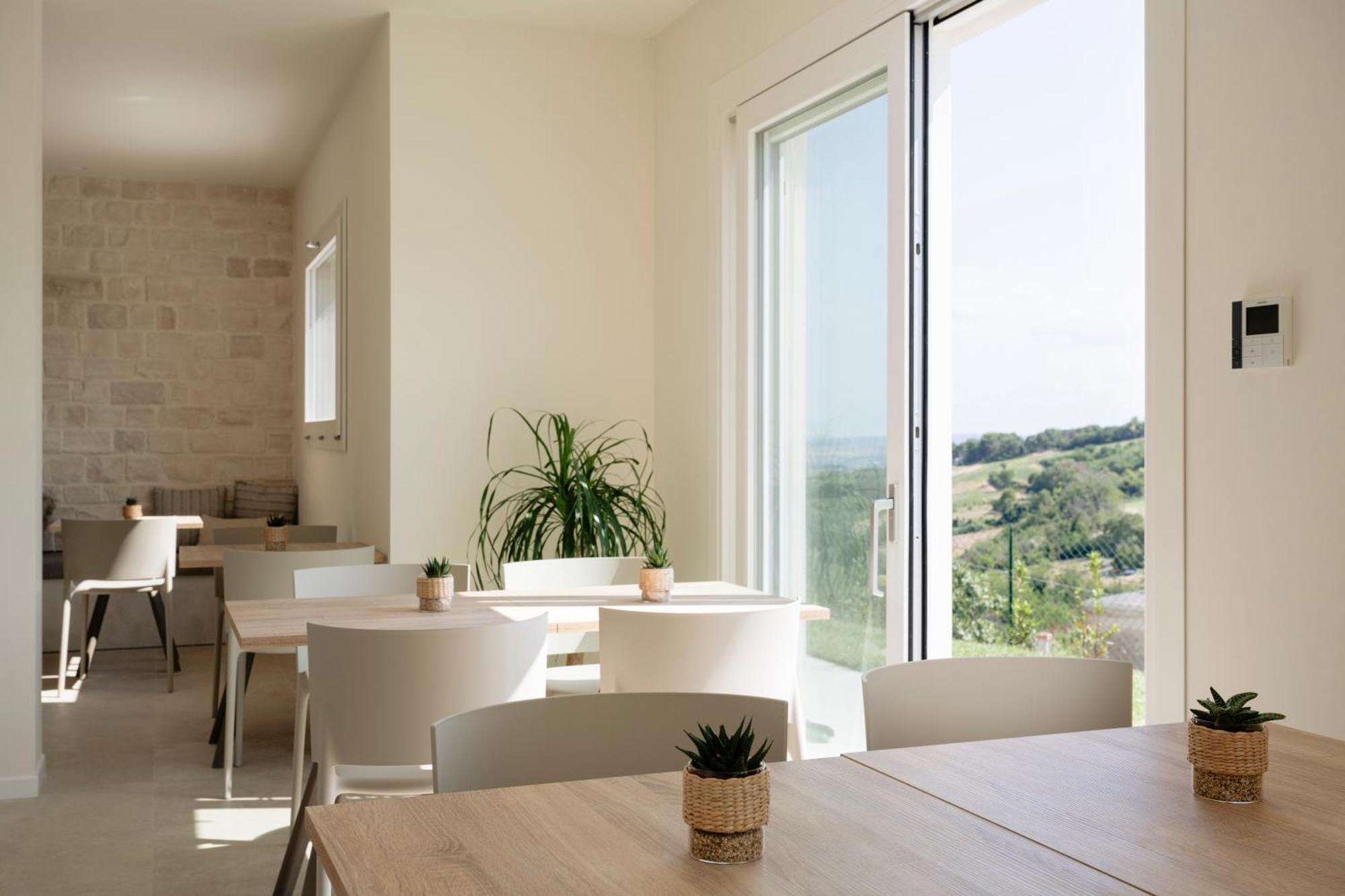Terramarina Boutique Hotel Sirolo Exterior photo